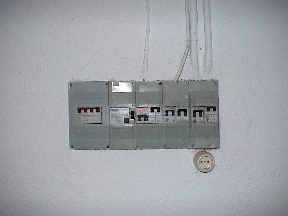 Cuadro eléctrico original (pulsa para ampliar)